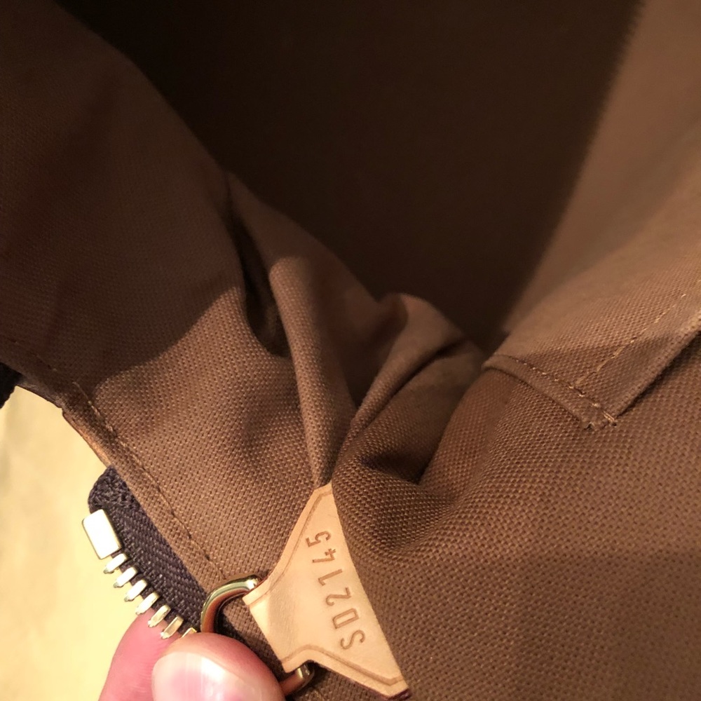 *ON SALE* Louis Vuitton TIVOLI GM Monogram Canvas Leather Brown Tan Shoulder Bag - Picture 5 of 16